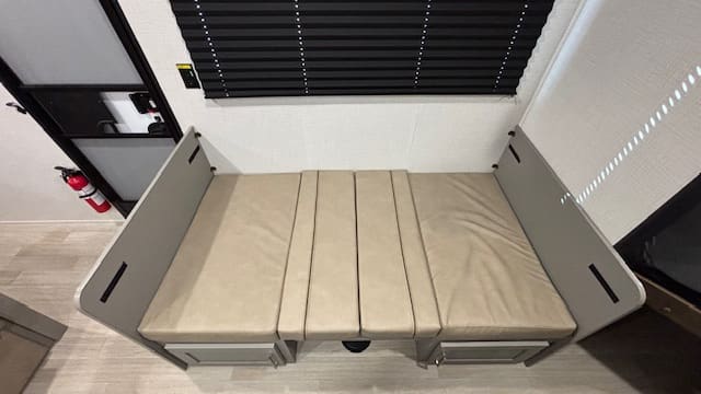 2026 HIDEOUT 230BH by KEYSTONE - Image 18