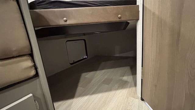 2026 HIDEOUT 230BH by KEYSTONE - Image 21