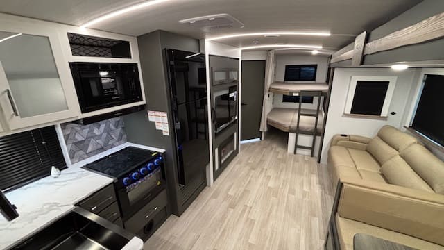 2026 BULLET 290BHS by KEYSTONE - Image 11