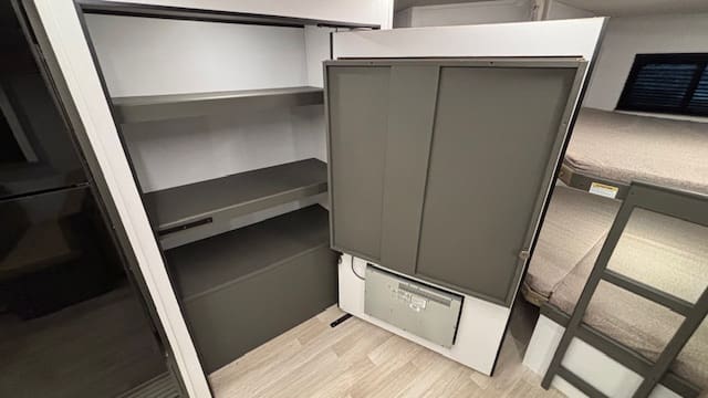 2026 BULLET 290BHS by KEYSTONE - Image 18