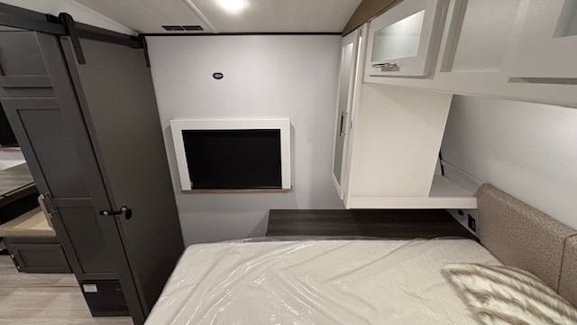 2026 BULLET 290BHS by KEYSTONE - Image 39