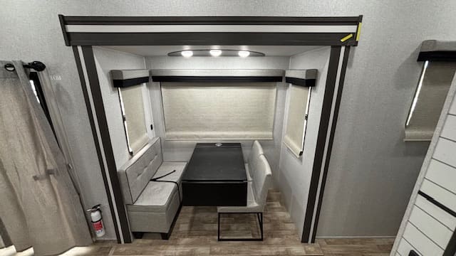 2026 HAMPTON 388FKL by CROSSROADS - Image 22