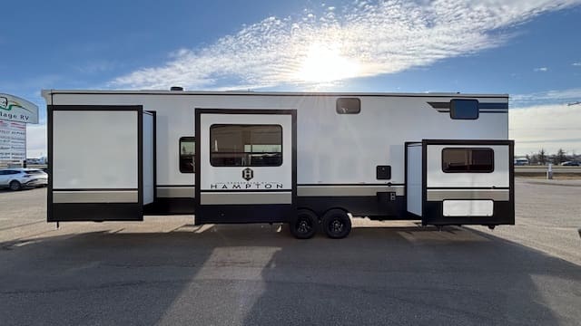 2026 HAMPTON 388FKL by CROSSROADS - Image 4