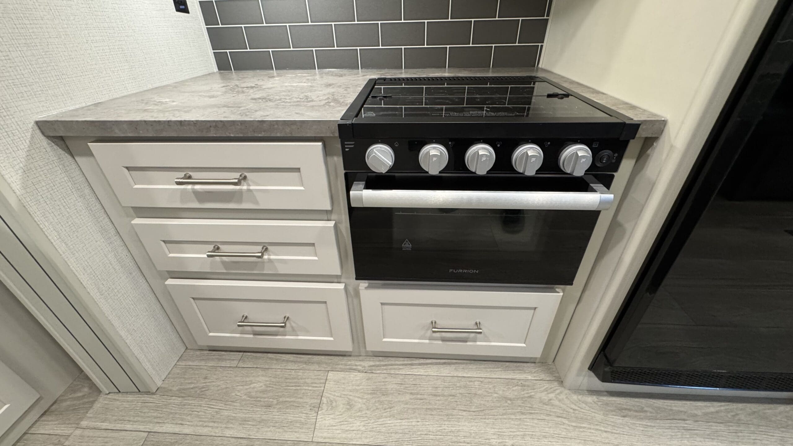 2025 COUGAR 22MLS by KEYSTONE - Image 16