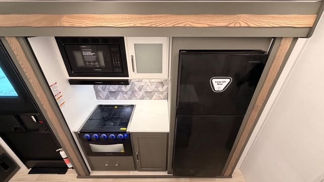 2026 BULLET 330BKQ by KEYSTONE - Image 18