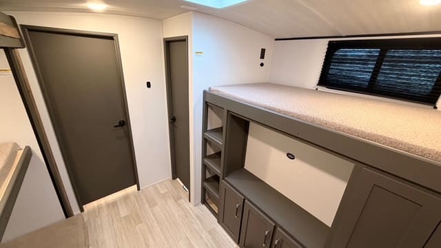 2026 BULLET 330BKQ by KEYSTONE - Image 21