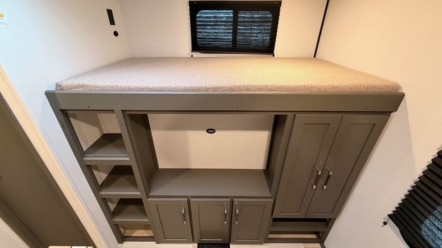 2026 BULLET 330BKQ by KEYSTONE - Image 25