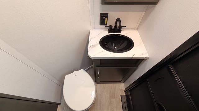 2026 BULLET 330BKQ by KEYSTONE - Image 28