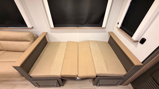 2026 BULLET 330BKQ by KEYSTONE - Image 15