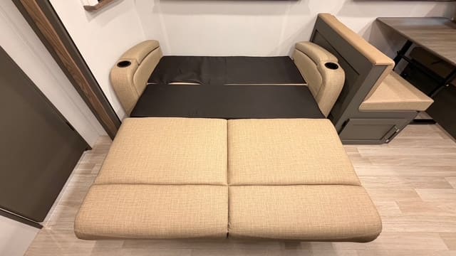 2026 BULLET 330BKQ by KEYSTONE - Image 14