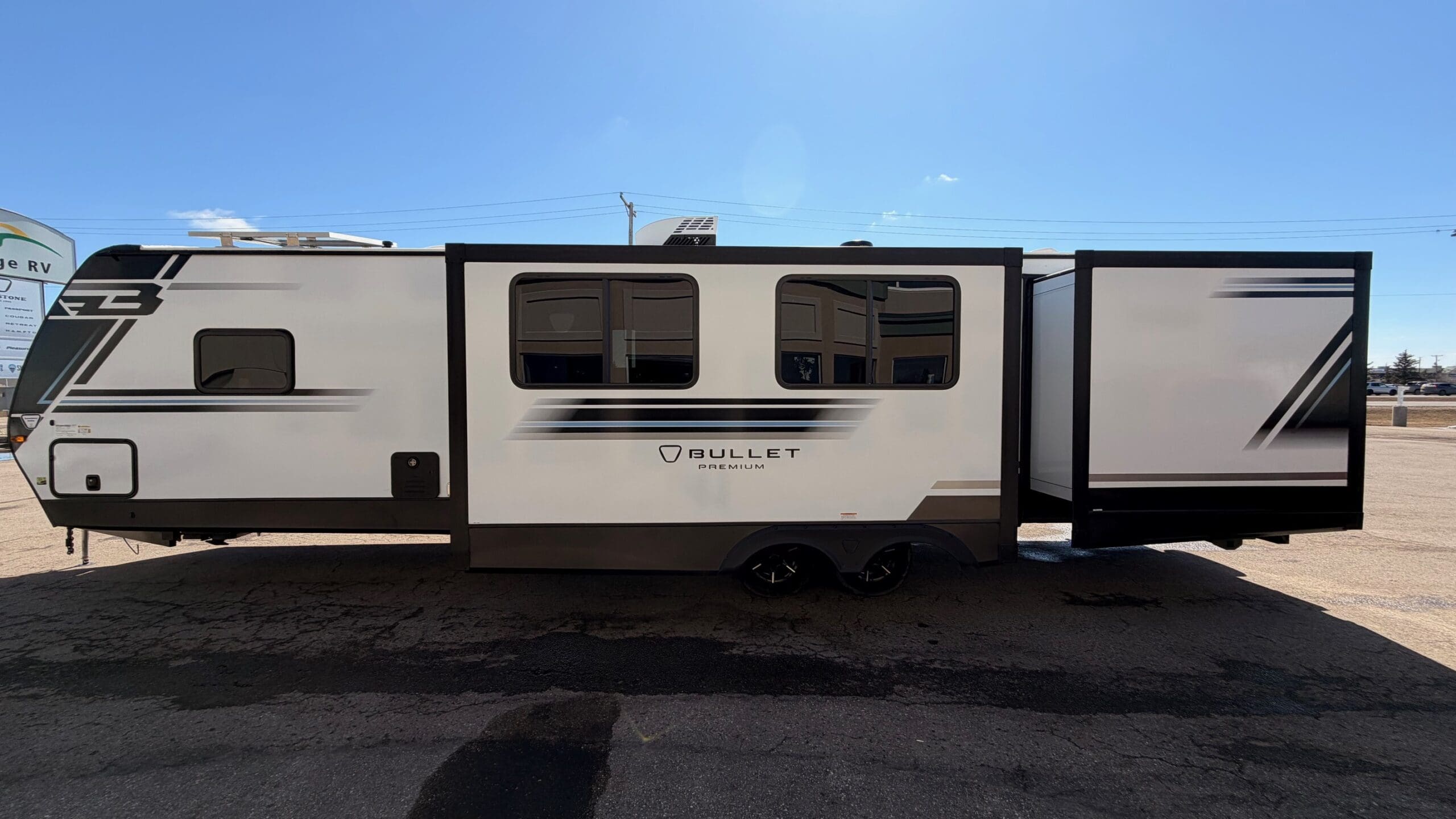 2026 BULLET 330BKQ by KEYSTONE - Image 4