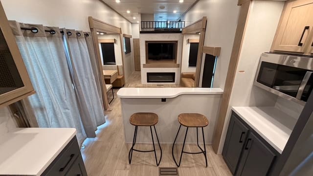 2026 HAMPTON 388FKL by CROSSROADS - Image 11