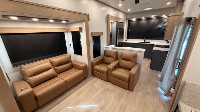 2026 HAMPTON 388FKL by CROSSROADS - Image 18