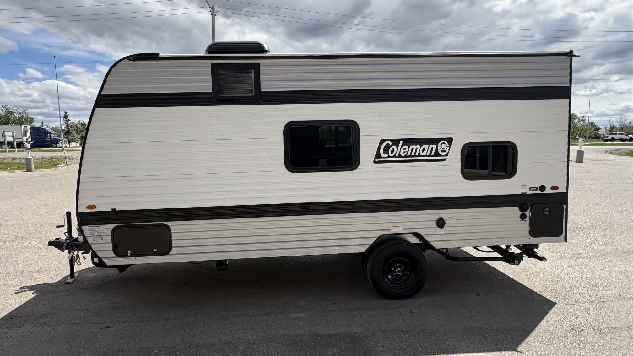 2027 COLEMAN 17B by KEYSTONE - Image 4