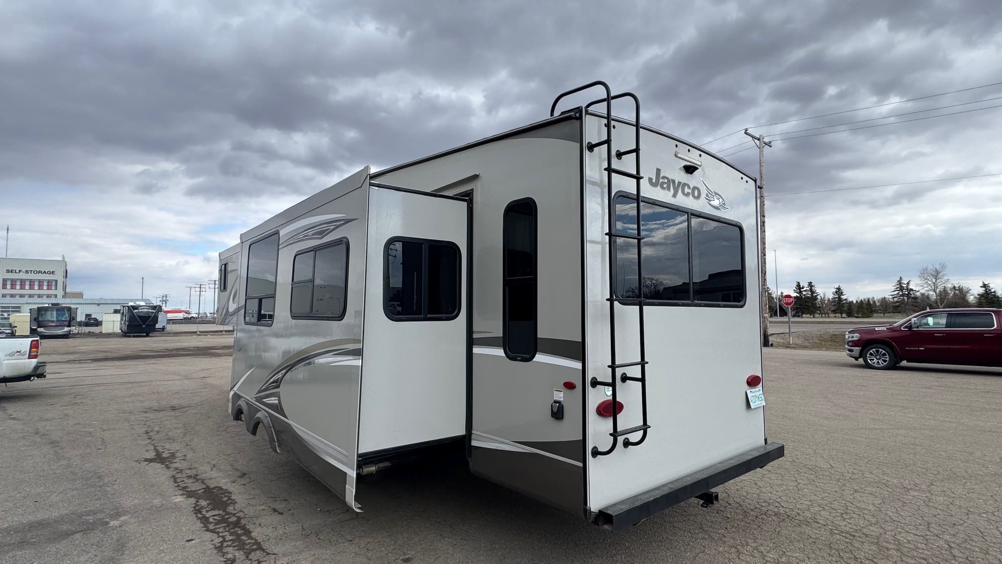 2018 EAGLE 28.5RSTS by JAYCO - Image 7