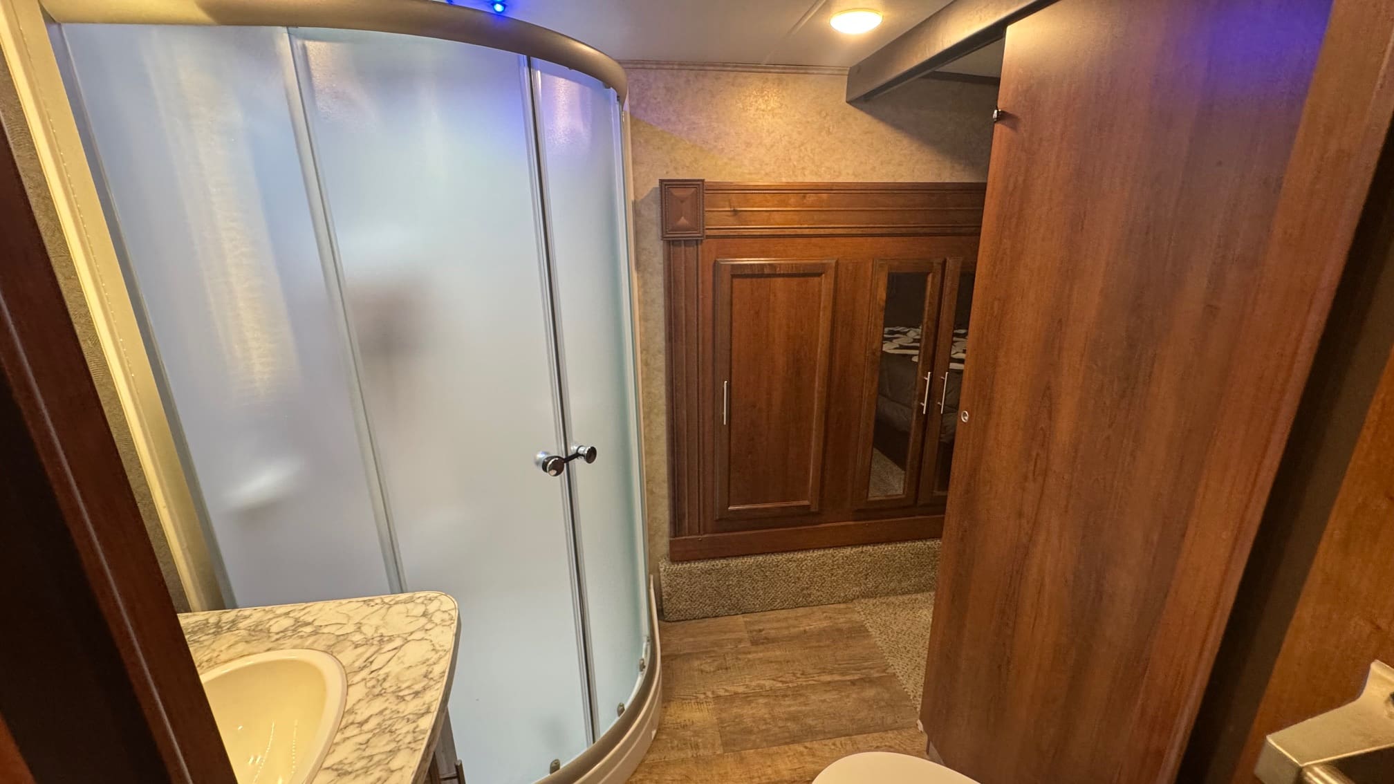 2018 EAGLE 28.5RSTS by JAYCO - Image 15