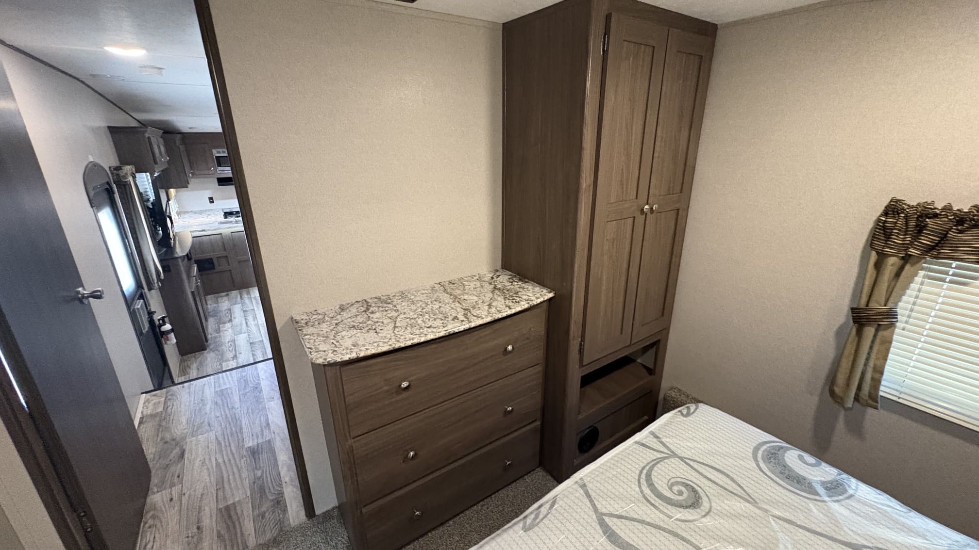 2018 HIDEOUT 292MLS by KEYSTONE - Image 19