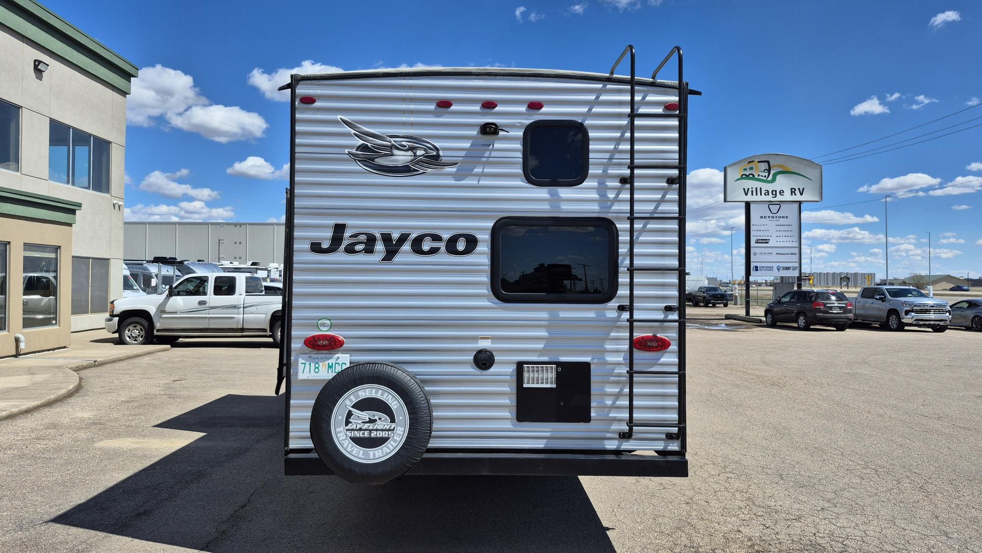 2020 JAY FLIGHT 242BHS by JAYCO - Image 5