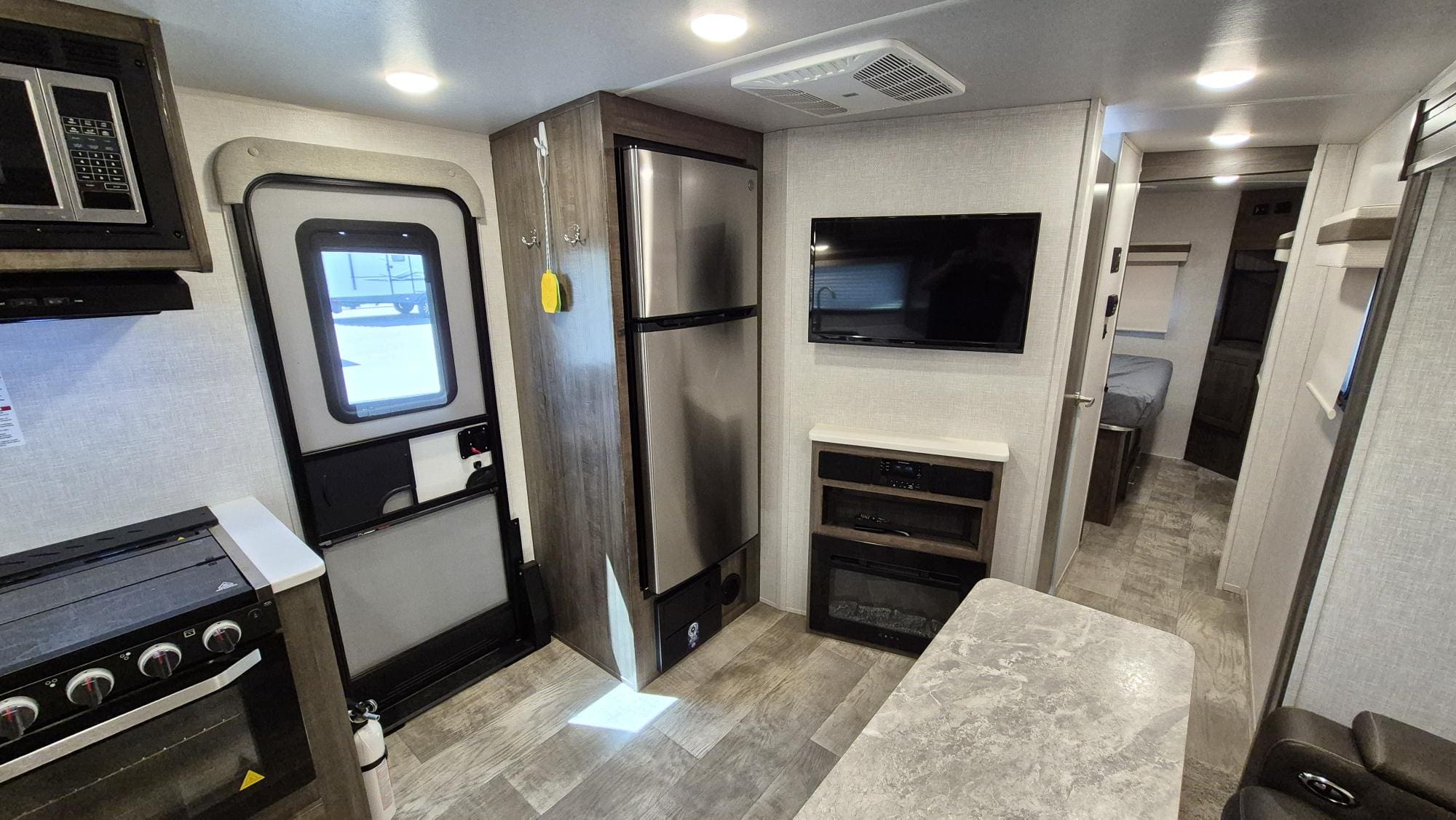 2022 ROCKWOOD 2506S by FOREST RIVER - Image 7