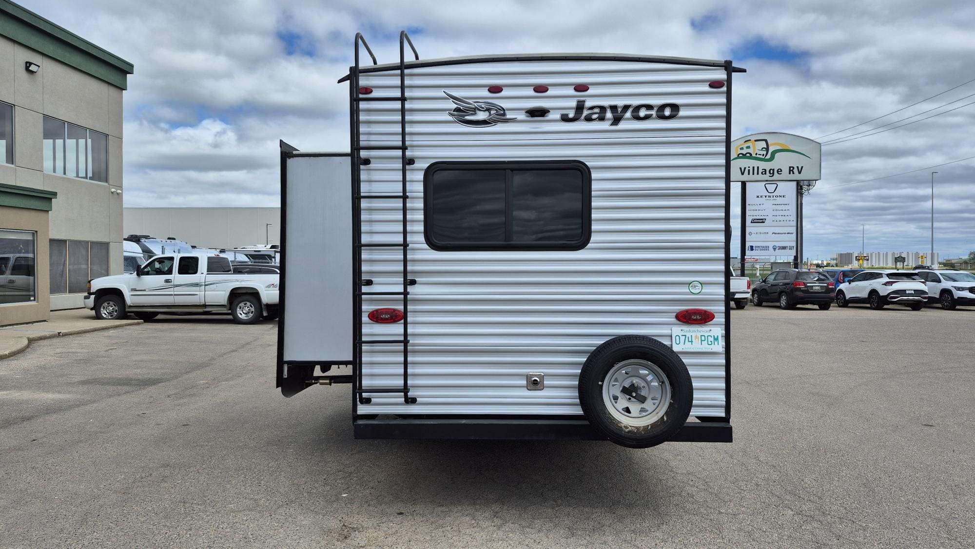 2020 JAY FLIGHT SLX 245RLS by JAYCO - Image 4