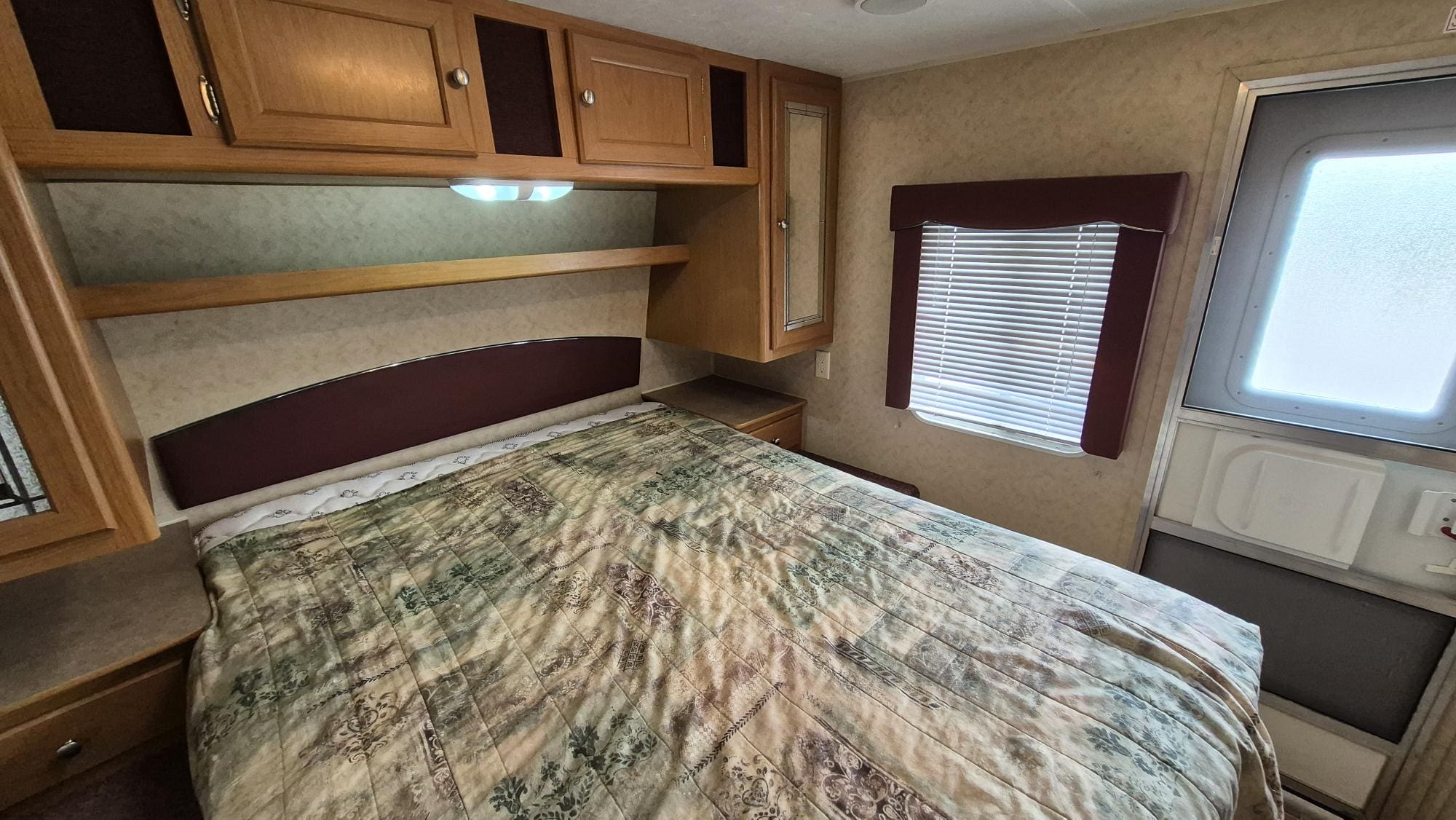 2005 FOUR WINDS 26L by DUTCHMEN - Image 19