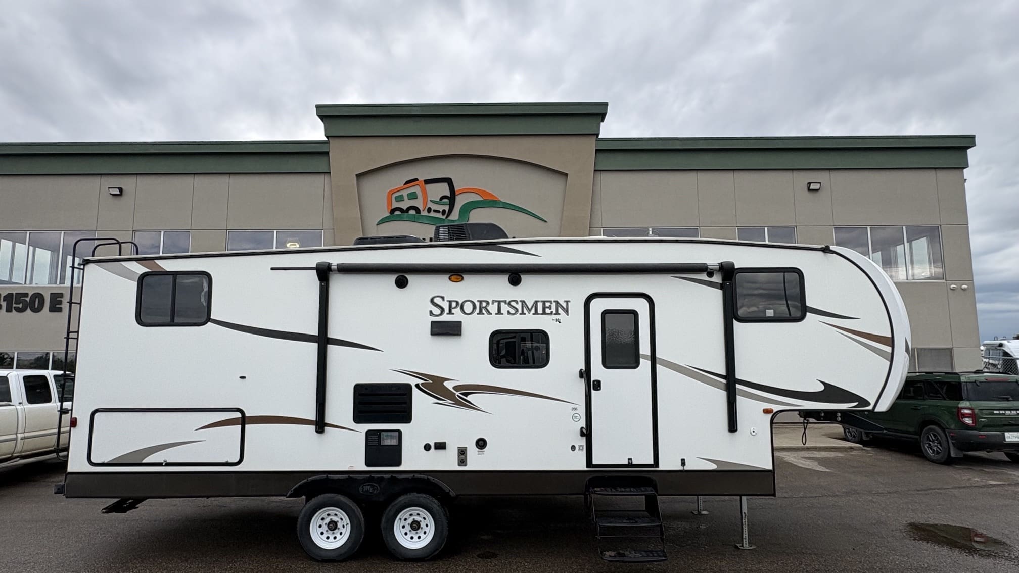 2015 SPORTSMEN 266BH by KZ