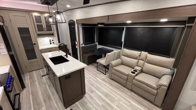 2026 COUGAR 316RLS by KEYSTONE - Image 9