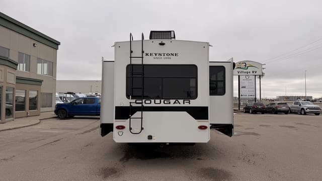 2026 COUGAR 360MBI by KEYSTONE - Image 5