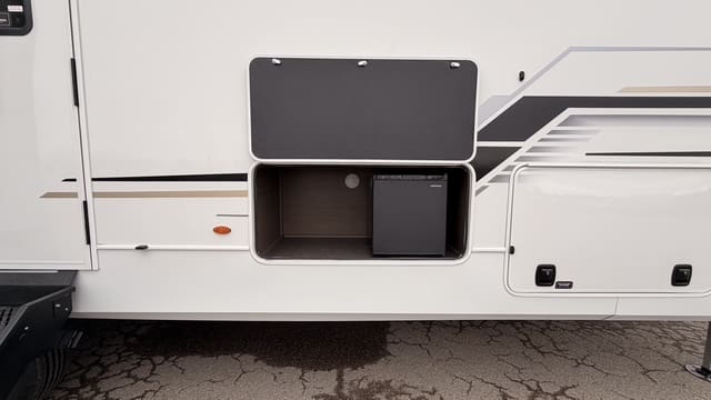 2026 COUGAR 360MBI by KEYSTONE - Image 6