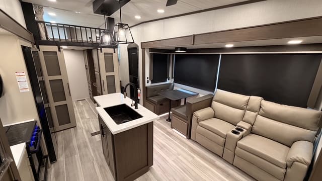 2026 COUGAR 360MBI by KEYSTONE - Image 11
