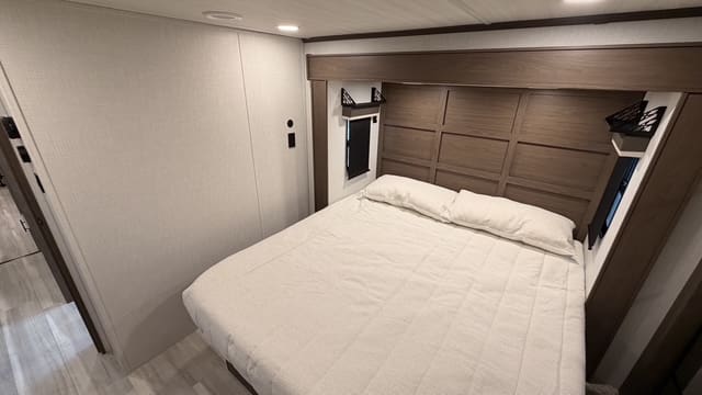 2026 COUGAR 360MBI by KEYSTONE - Image 34