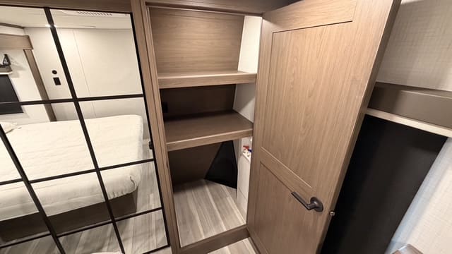 2026 COUGAR 360MBI by KEYSTONE - Image 39