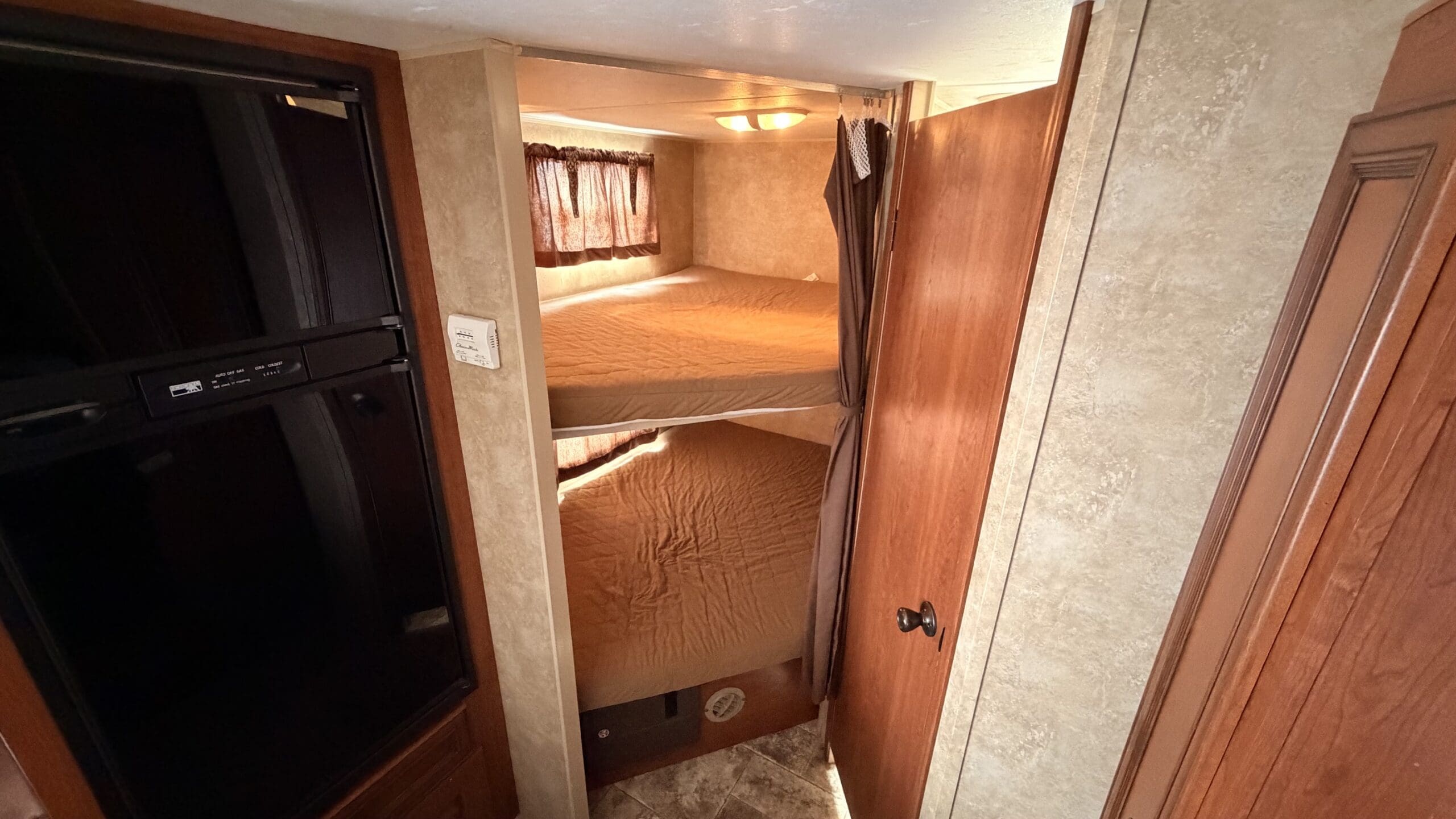 2012 SPREE 281BHS by KZ - Image 19