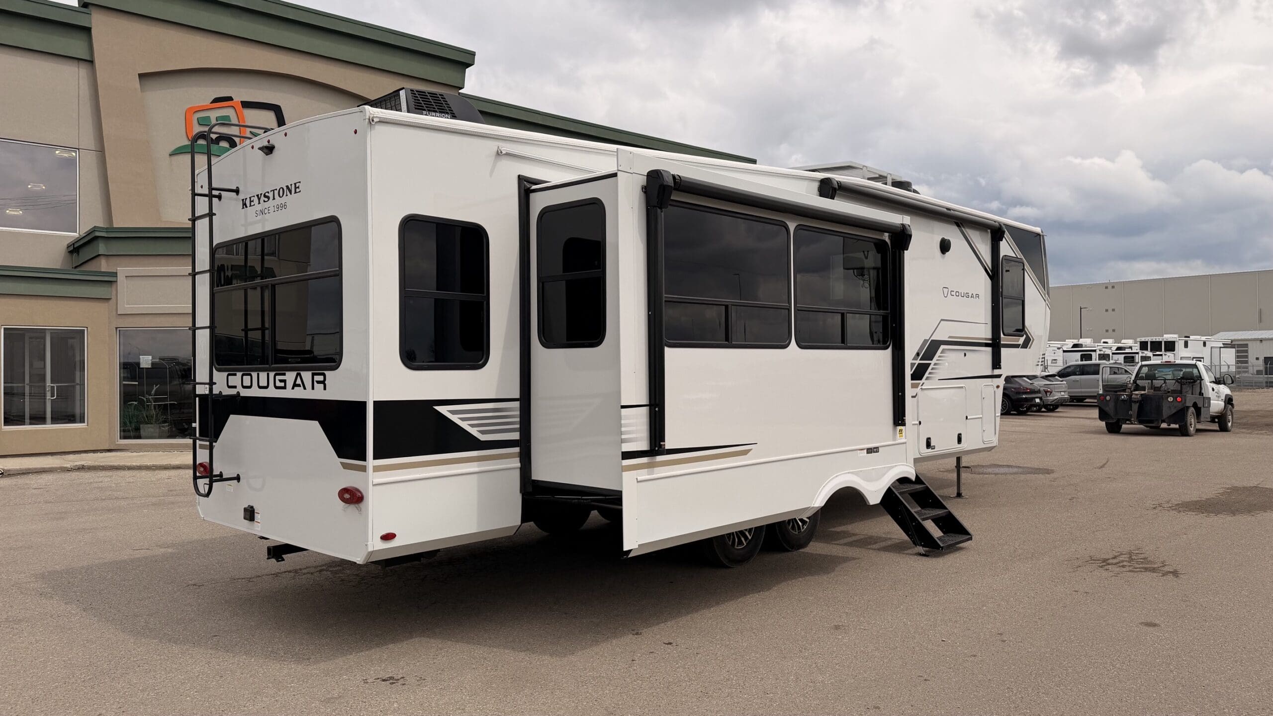 2026 COUGAR 316RLS by KEYSTONE - Image 6