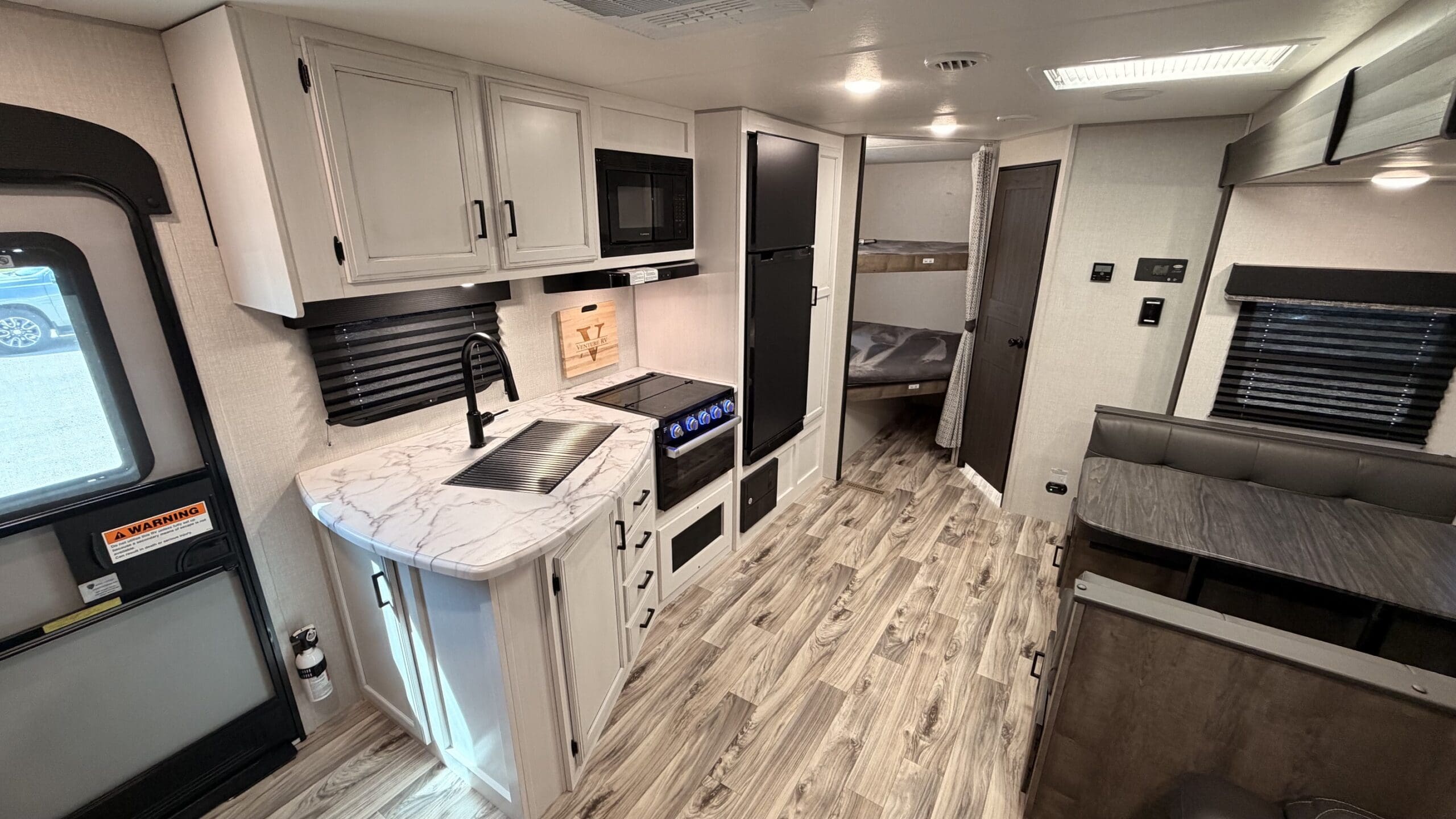 2021 SPORT TREK 270VBH by VENTURE RV - Image 10
