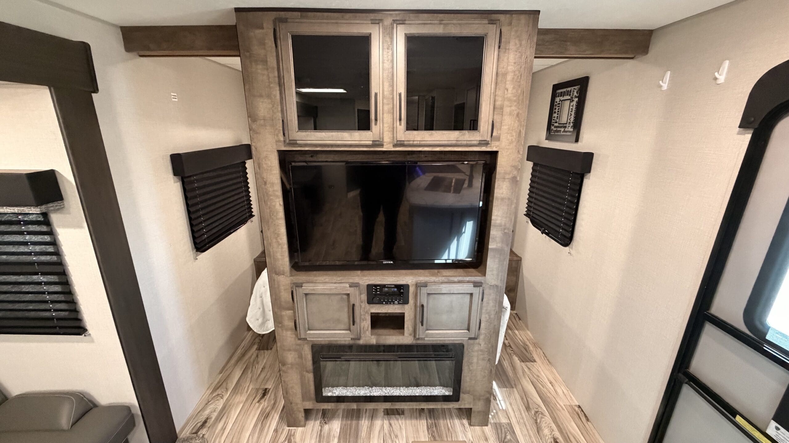 2021 SPORT TREK 270VBH by VENTURE RV - Image 13