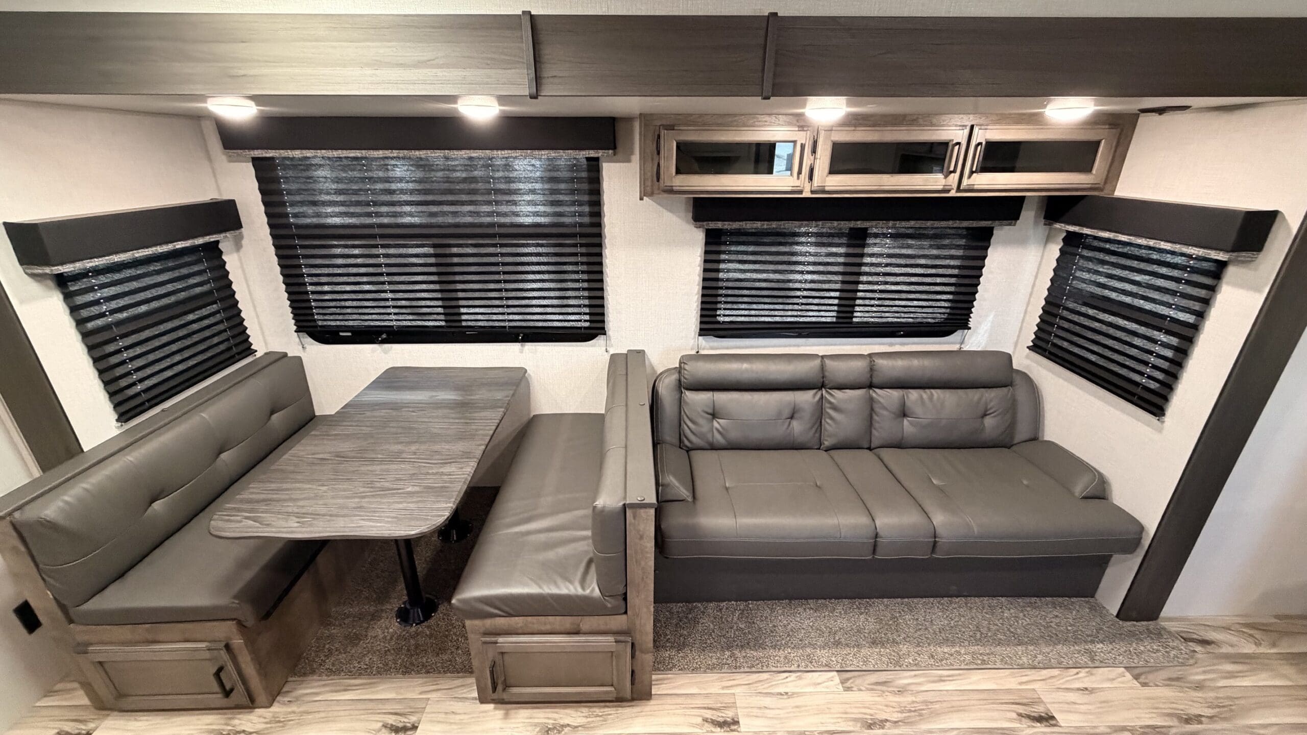 2021 SPORT TREK 270VBH by VENTURE RV - Image 14