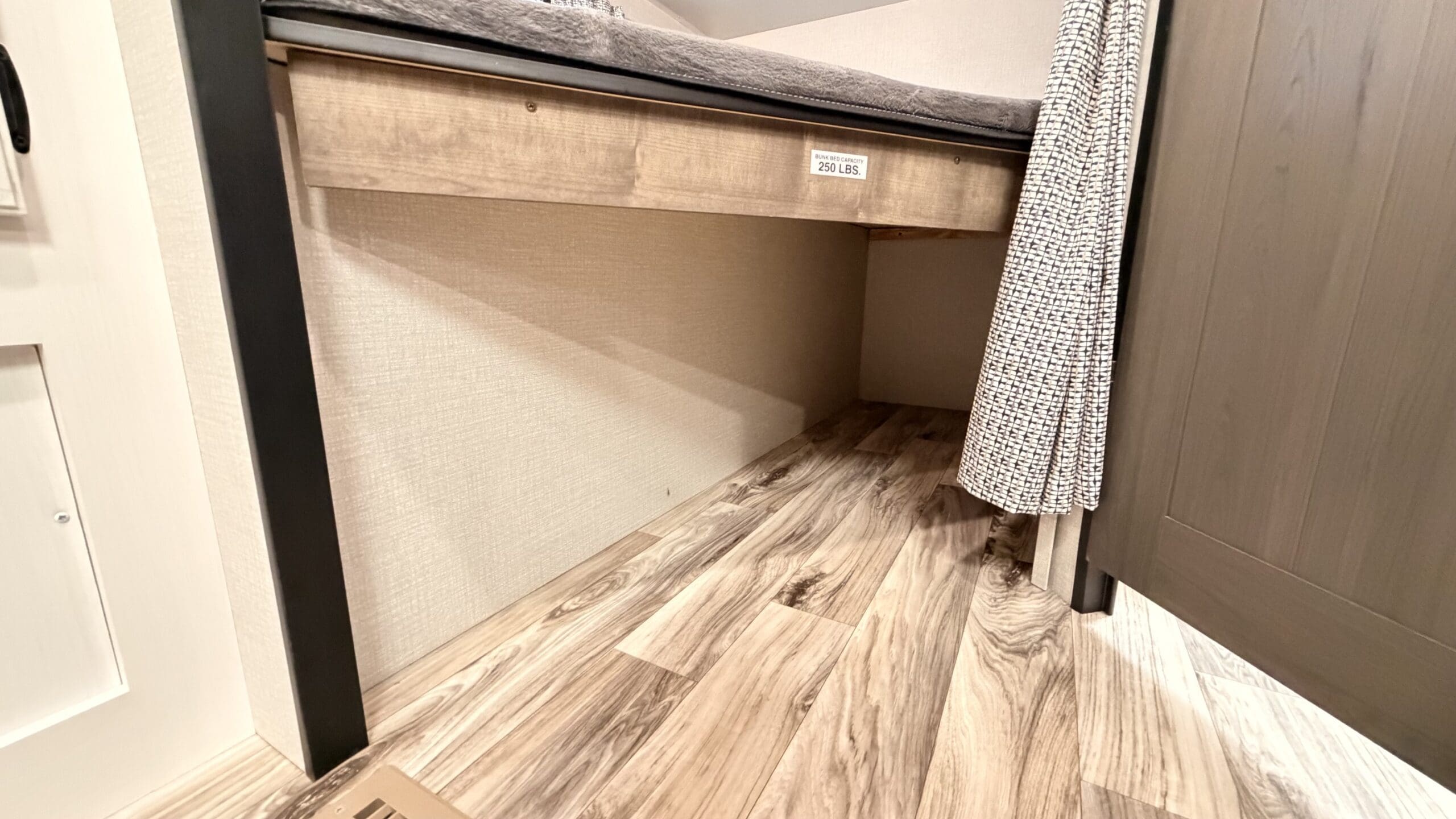 2021 SPORT TREK 270VBH by VENTURE RV - Image 25