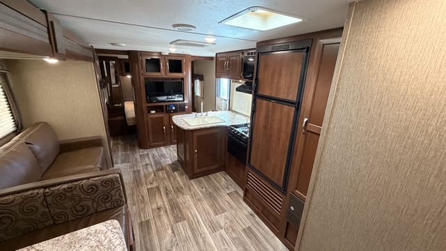 2017 PASSPORT 3220BHS by KEYSTONE - Image 11