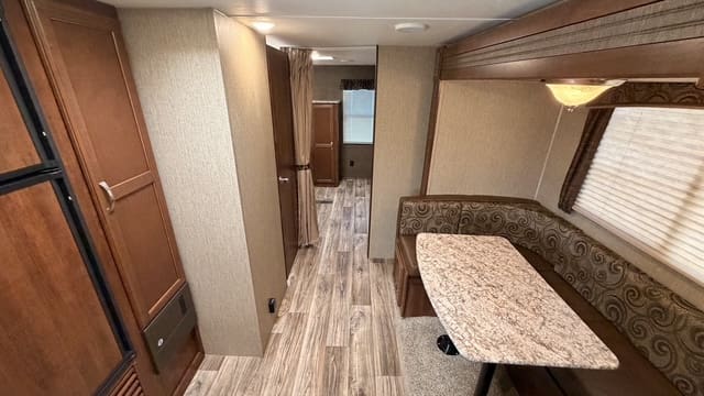 2017 PASSPORT 3220BHS by KEYSTONE - Image 17