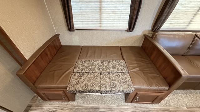 2017 PASSPORT 3220BHS by KEYSTONE - Image 16