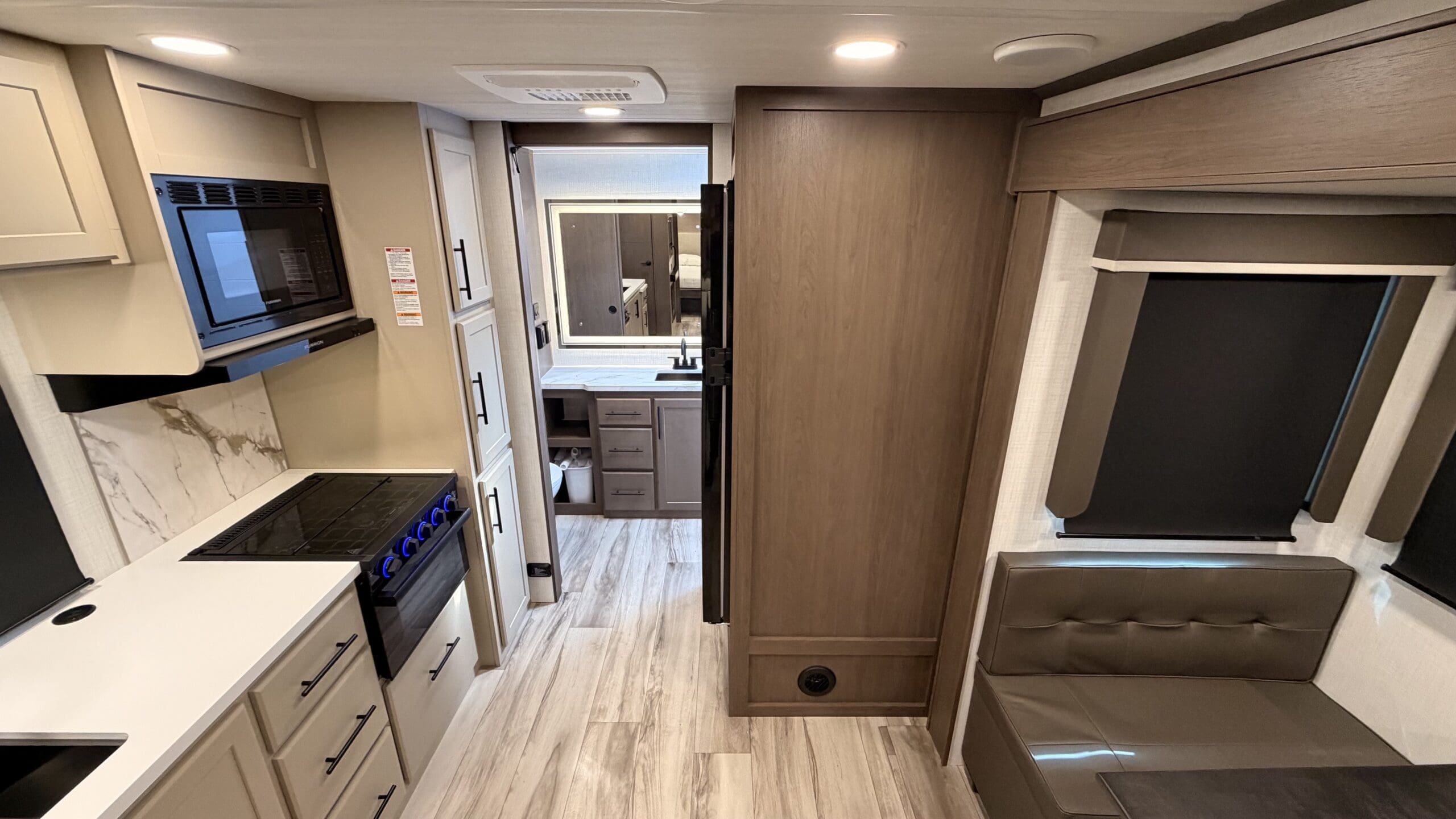 2027 COUGAR 26LBW by KEYSTONE - Image 15