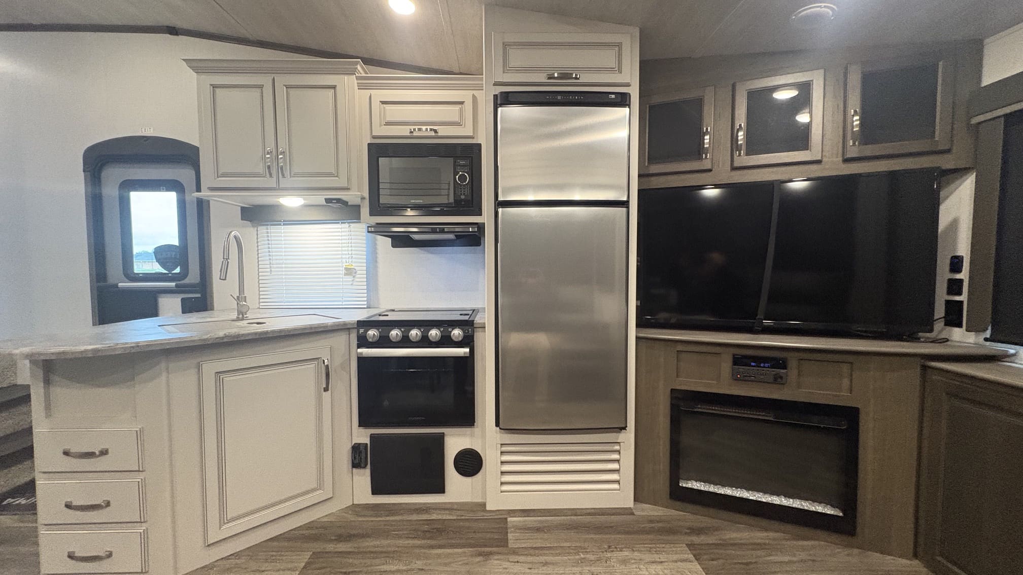 2021 COUGAR 25RES by KEYSTONE - Image 10