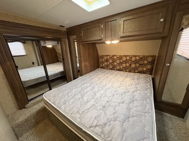 2015 SPORTSMEN 266BH by KZ - Image 18