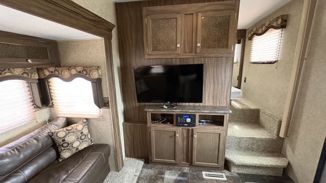2015 SPORTSMEN 266BH by KZ - Image 10