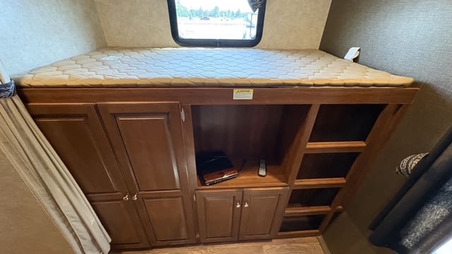2014 BULLET PREMIER 31BHPR by KEYSTONE - Image 14