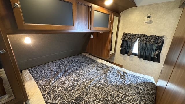 2014 BULLET PREMIER 31BHPR by KEYSTONE - Image 21