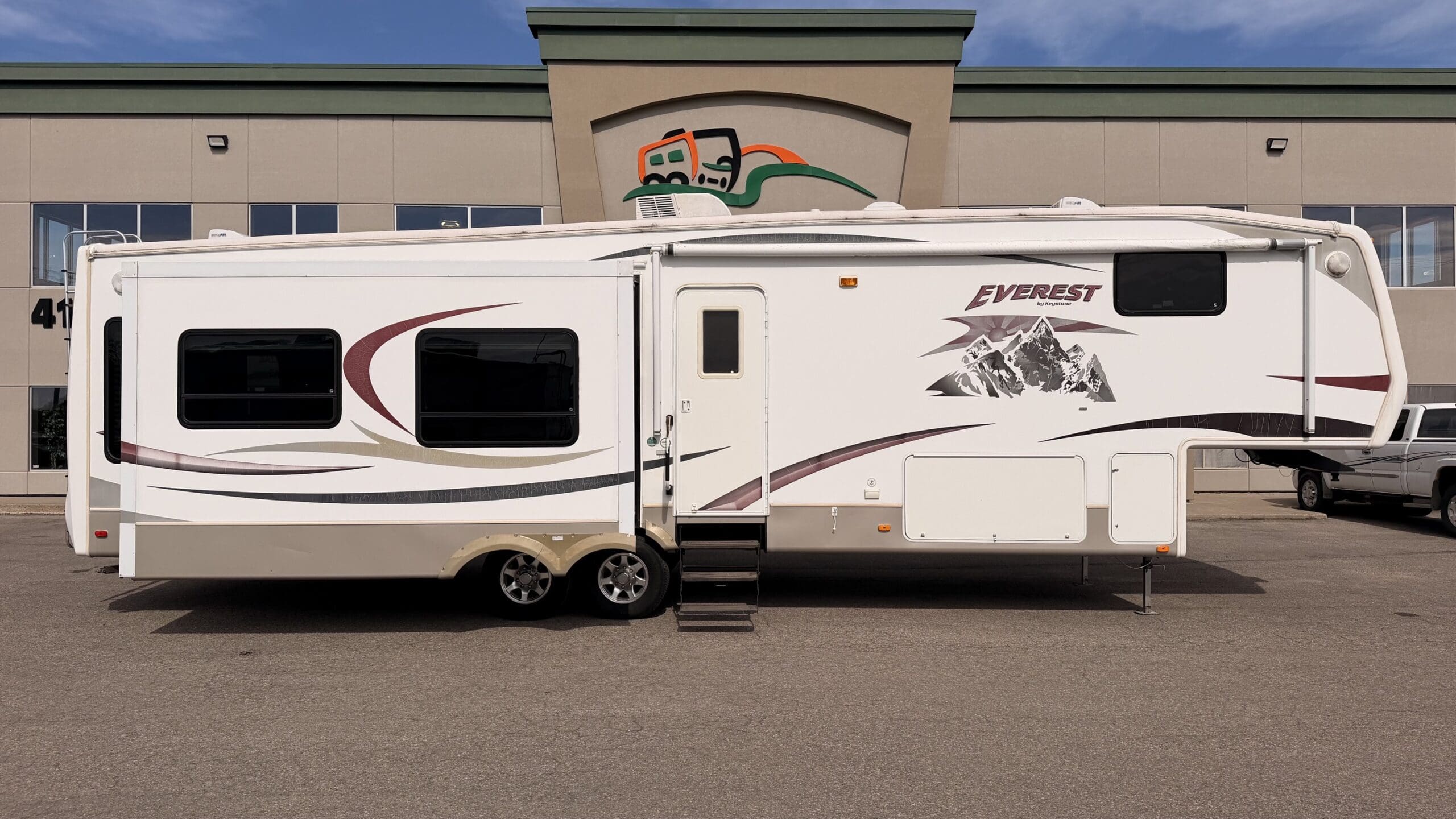 2008 EVEREST 344J by KEYSTONE