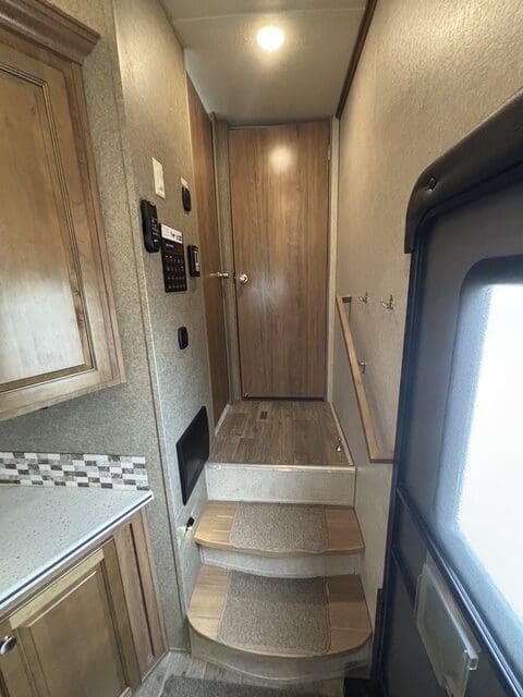 2018 ROCKWOOD 8289WS by FOREST RIVER - Image 26