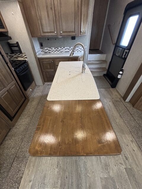 2018 ROCKWOOD 8289WS by FOREST RIVER - Image 22